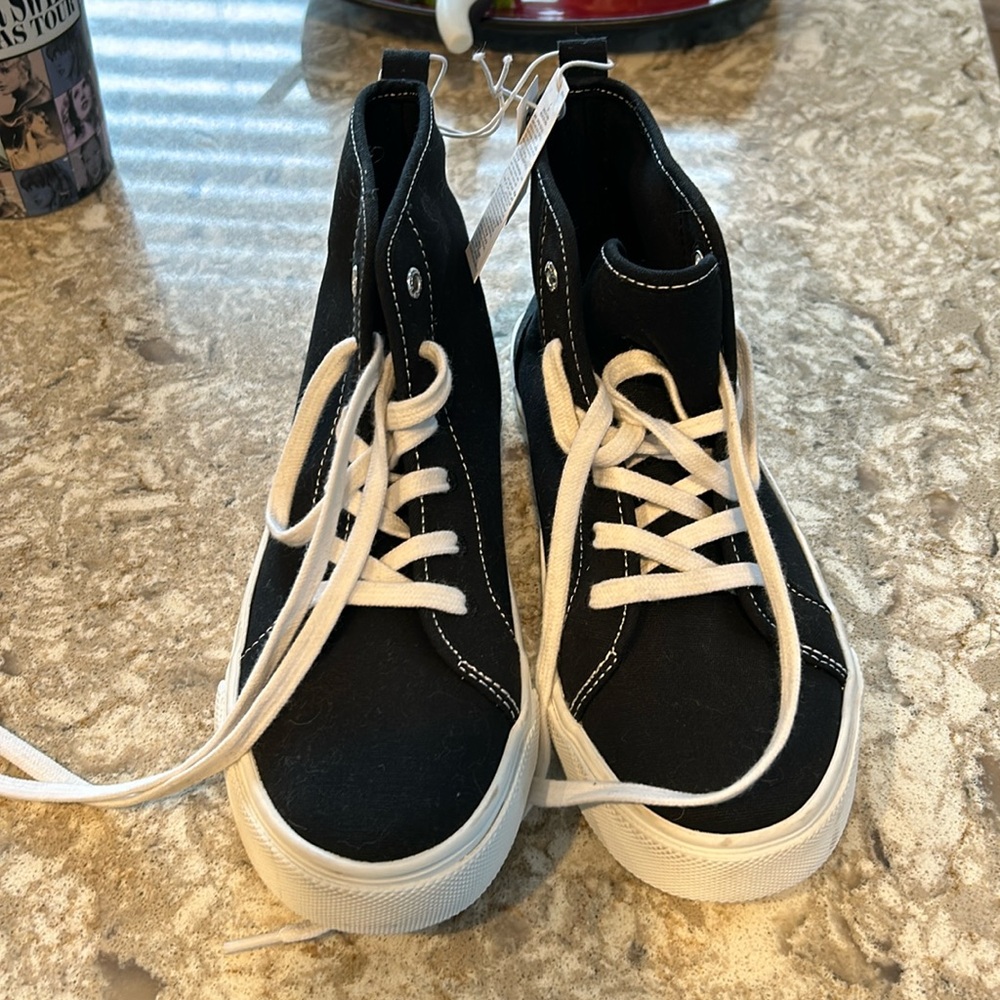 Boys brand new sneakers from old navy